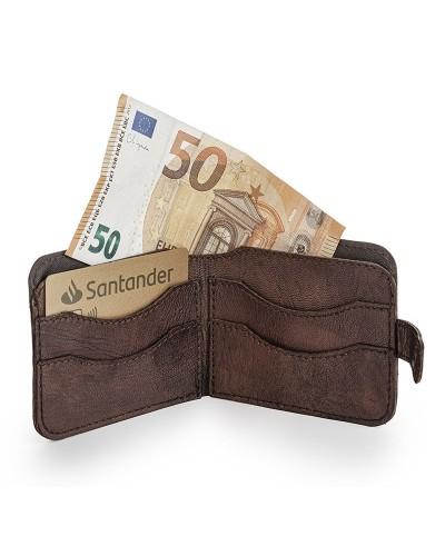 Truda es una cartera de piel de cabra de alta calidad hecha a mano