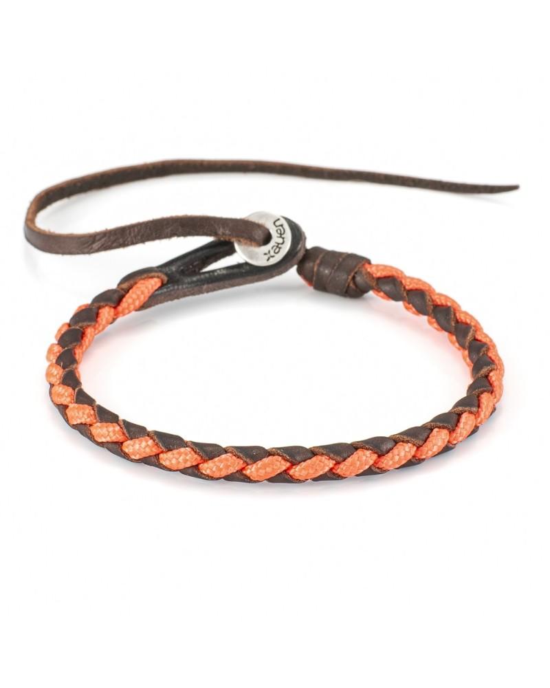 Orion IV es una pulsera de cuero forrada de paracord y cierre con ojal