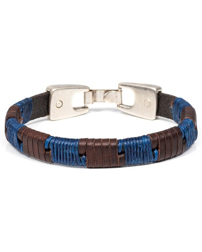 Nautilus VIII es una pulsera de cuero decorada con hilo encerado